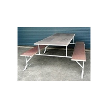 Table avec bancs